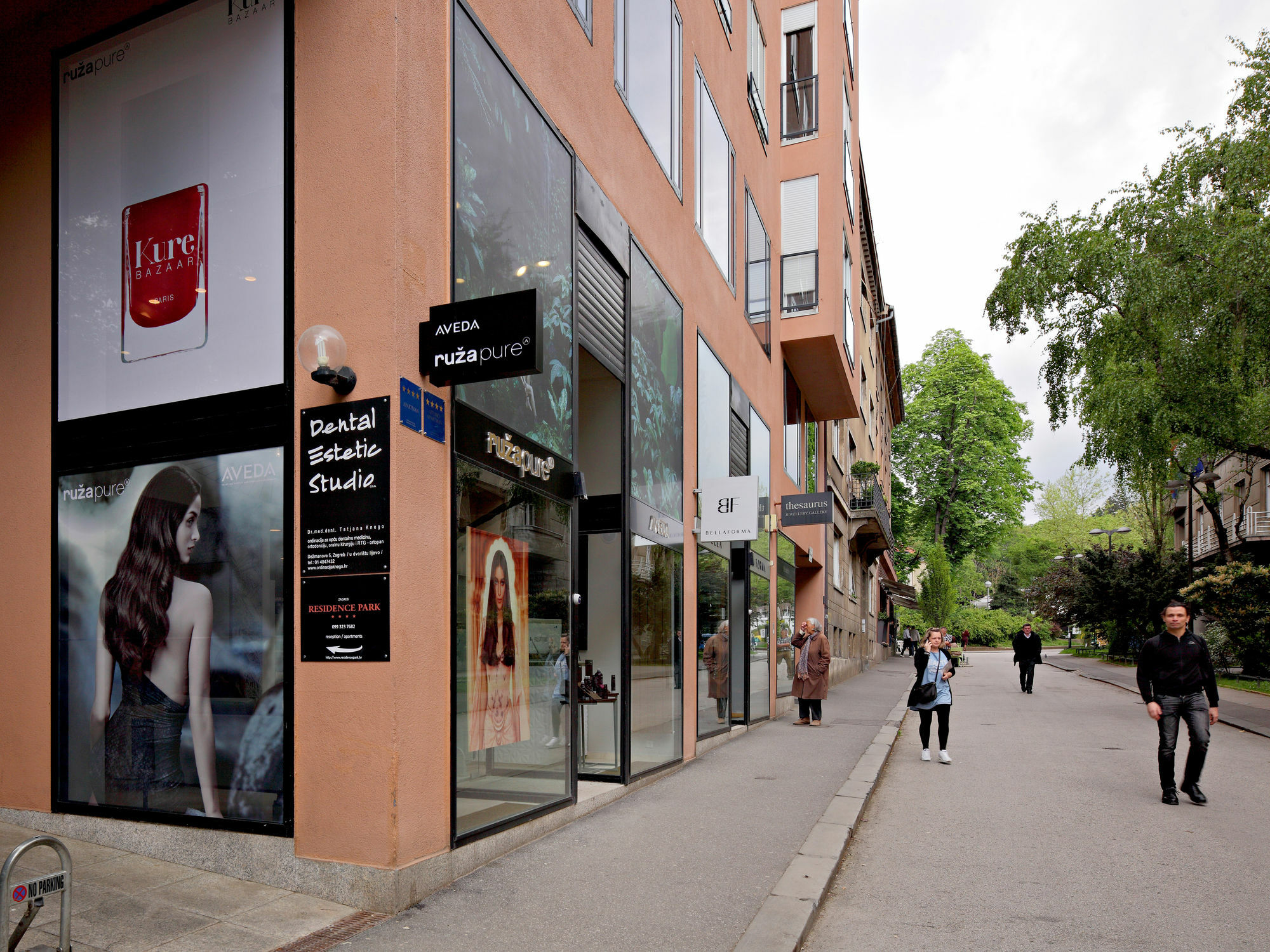 Court 5 Zagreb Exterior foto